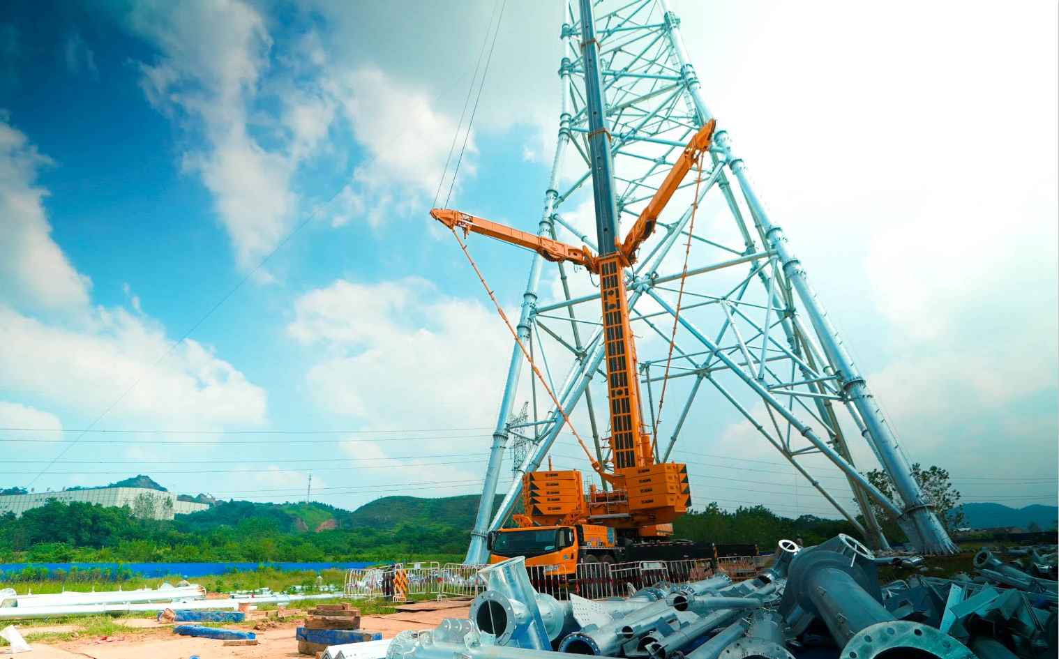 云顶国际“百变金刚”XCA600L8助力湖北送变电工程项目