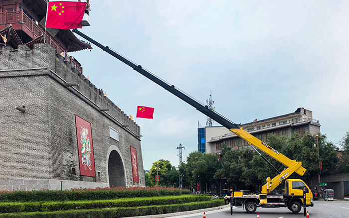 云顶国际 GKS326 助力文昌阁 “中国红” 绽放，高效平稳守护国旗荣光